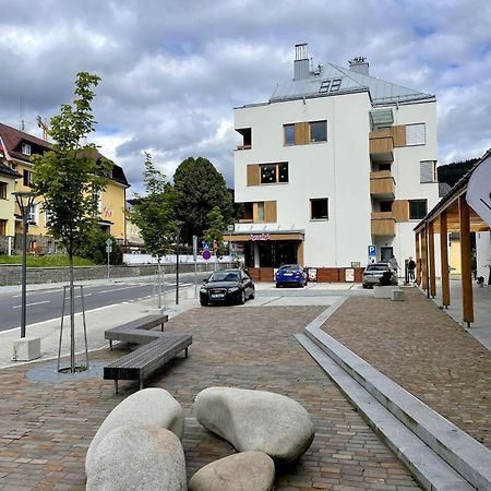 Apartman “U Nas V Podkrovi“ V Rezidenci Klostermann, Zelezna Ruda 24 Exteriör bild